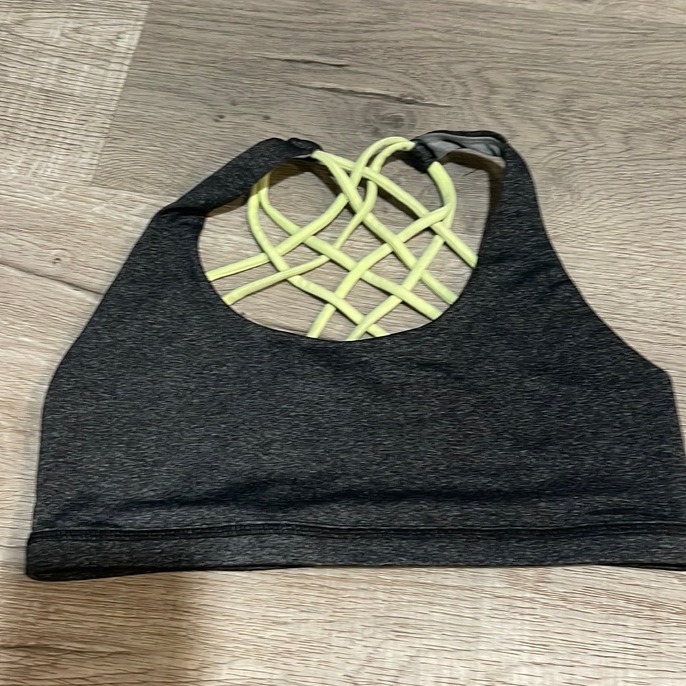 Born primitive sports bra